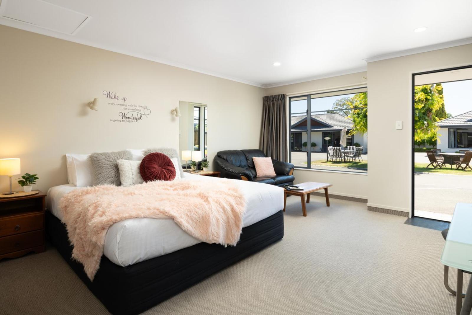 Centre Court Motel Blenheim Bagian luar foto