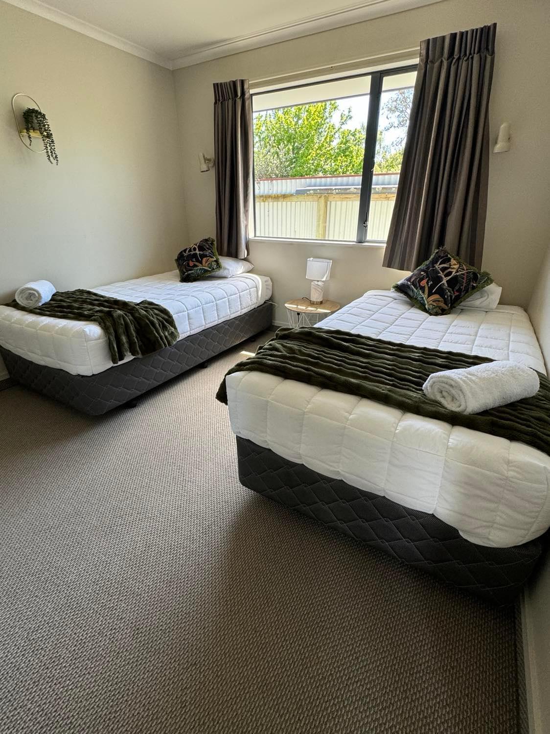 Centre Court Motel Blenheim Bagian luar foto