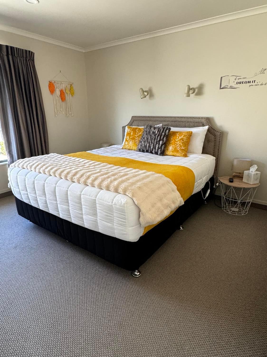 Centre Court Motel Blenheim Bagian luar foto